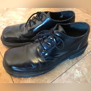 Vintage Hard-To-Find Dr Martens Square Toe Oxford Men’s Black Leather Shoes